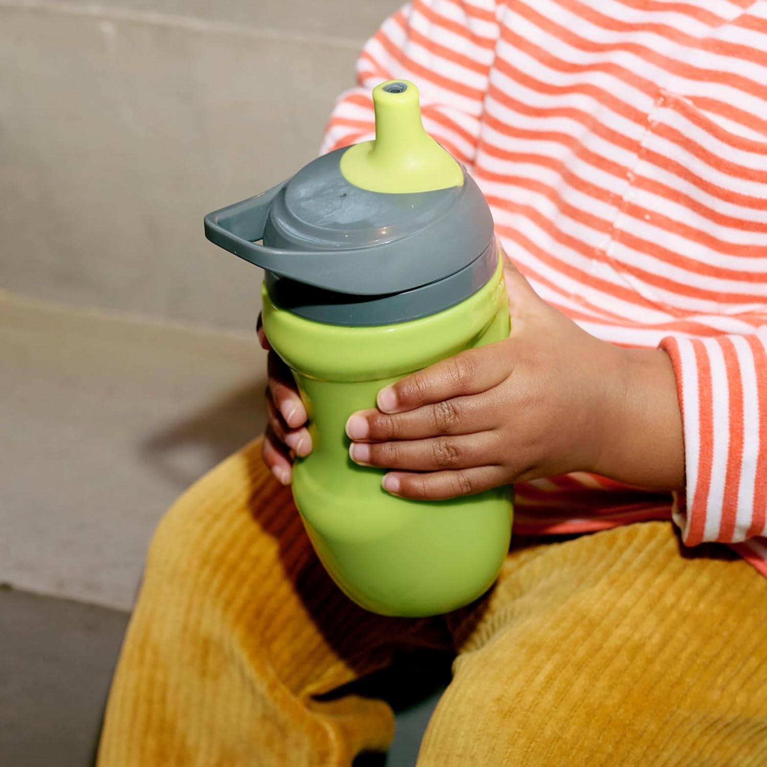 image:imageTommee Tippee Insulated 9oz Sporty Spout Toddler Water Bottle No Spill Sippy Cups for Toddlers 13 TwoPiece Valve Helps Stop Spills Green amp Red BPA Free Pack of 2Green Teal